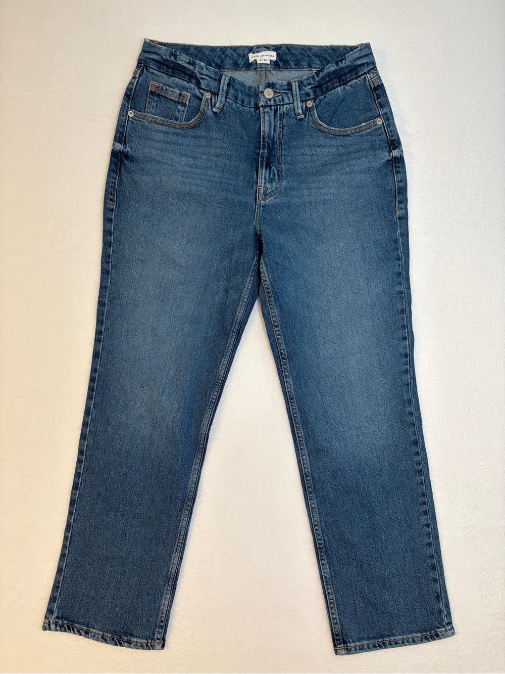 Good American Straight Leg Jeans Style GNIC255T